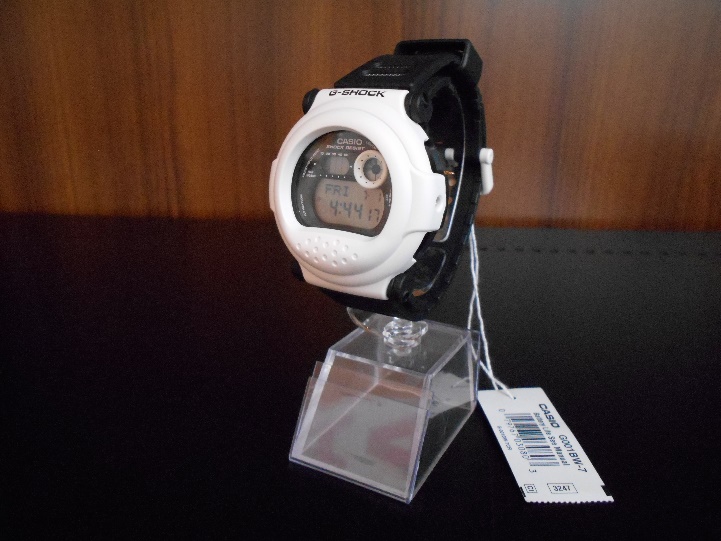 CASIO　G-SHOCK　G-001BW